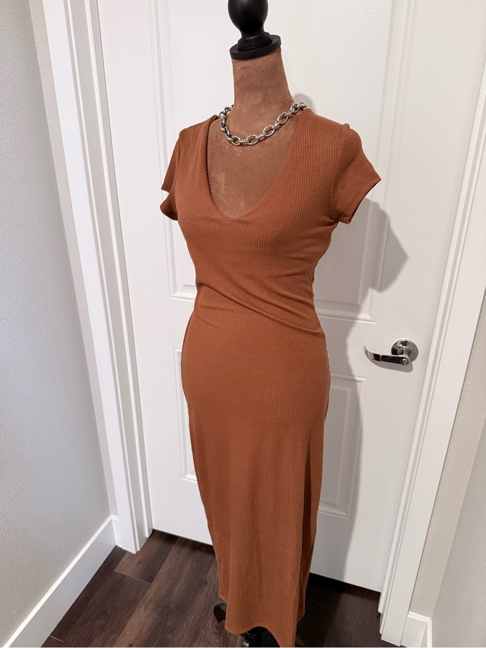 See You Monday Los Angeles Ribbed Bodycon Maxi Dress Rust Brown Size L - Picture 2 of 7
